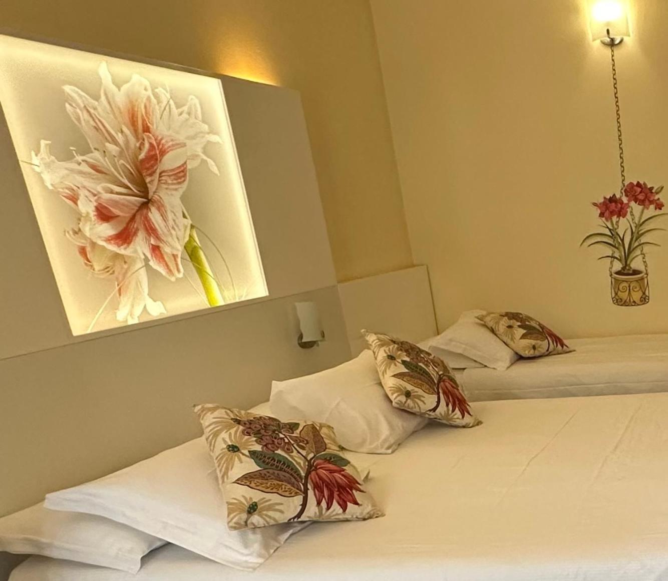 Dependance Pesce D'Oro Hotel Verbania Kültér fotó