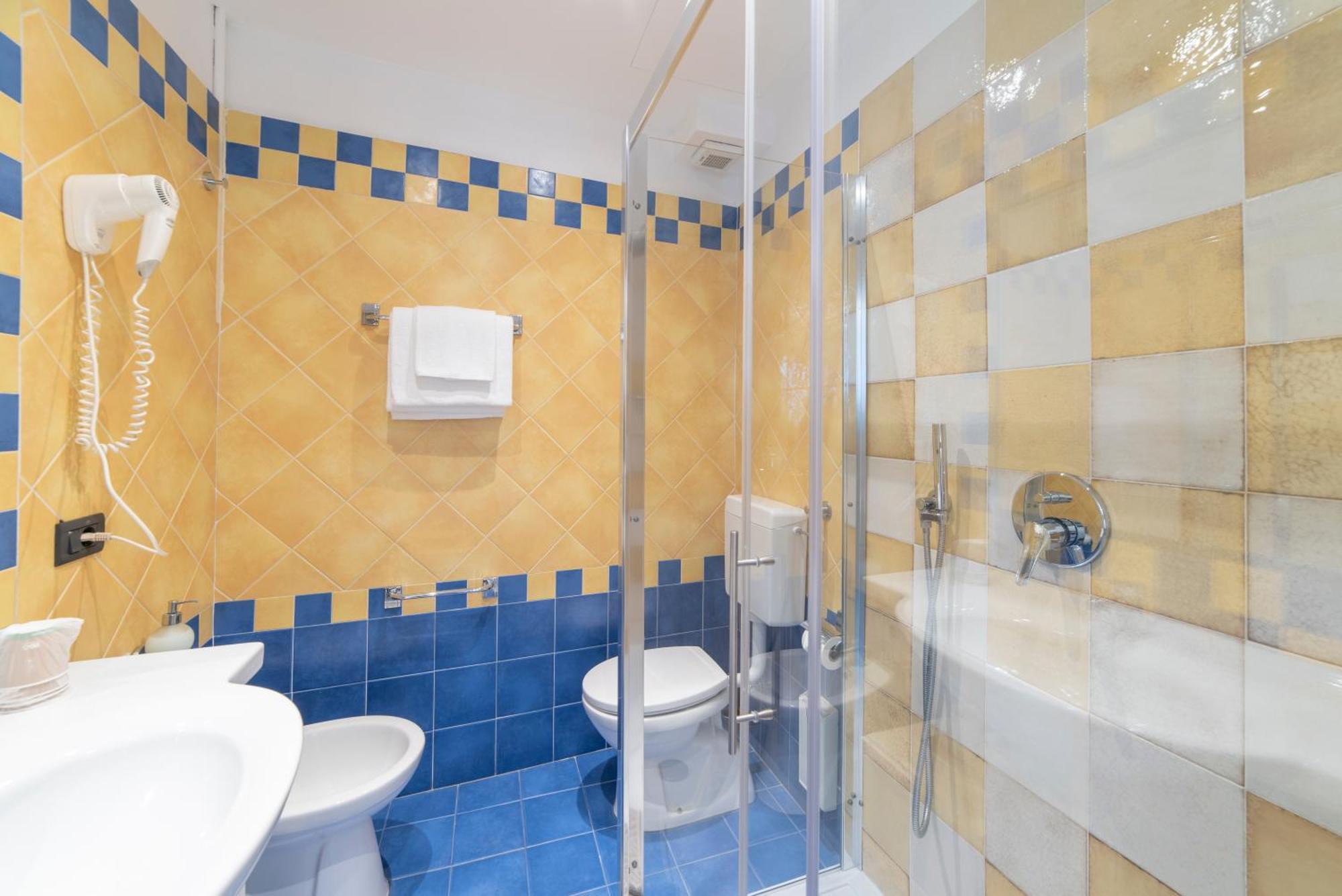 Dependance Pesce D'Oro Hotel Verbania Kültér fotó